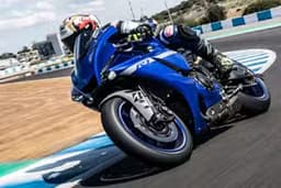 Motor Yamaha YZF R1 Puzzle